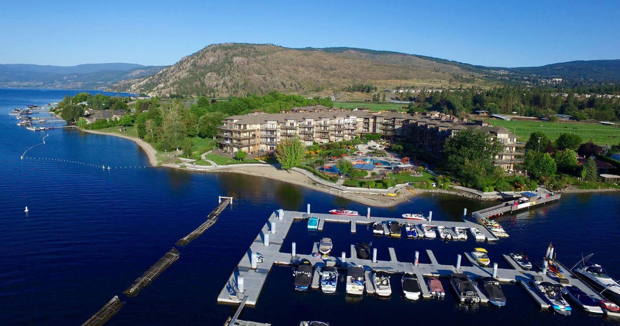 The Cove Lakeside Resort Вест-Келовна Екстер'єр фото