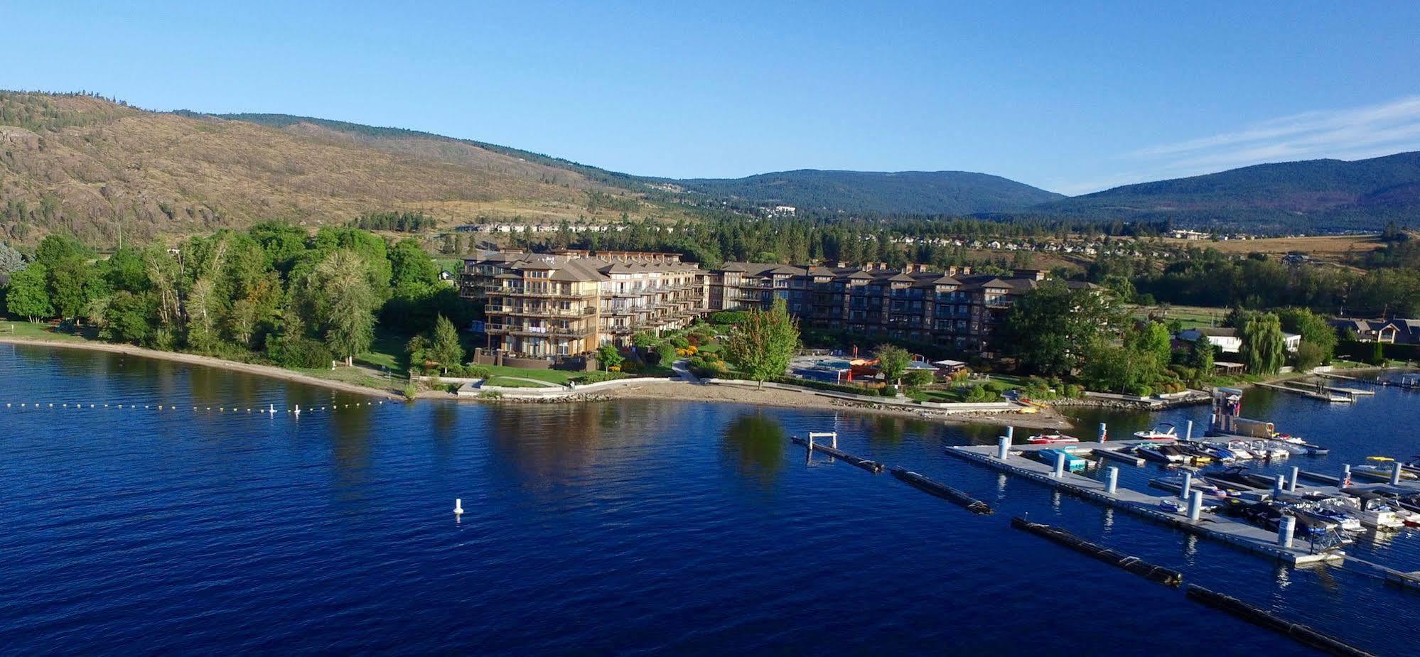 The Cove Lakeside Resort Вест-Келовна Екстер'єр фото